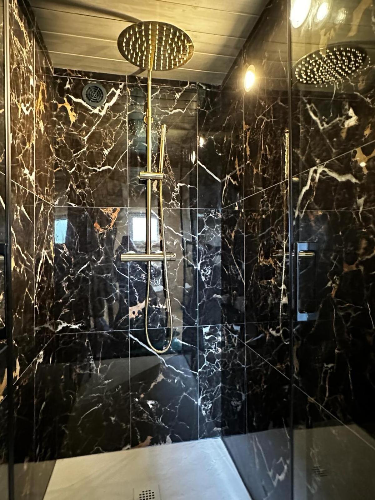 La Cabane D'Emma Spa&Sauna Prive Bannalec Eksteriør billede